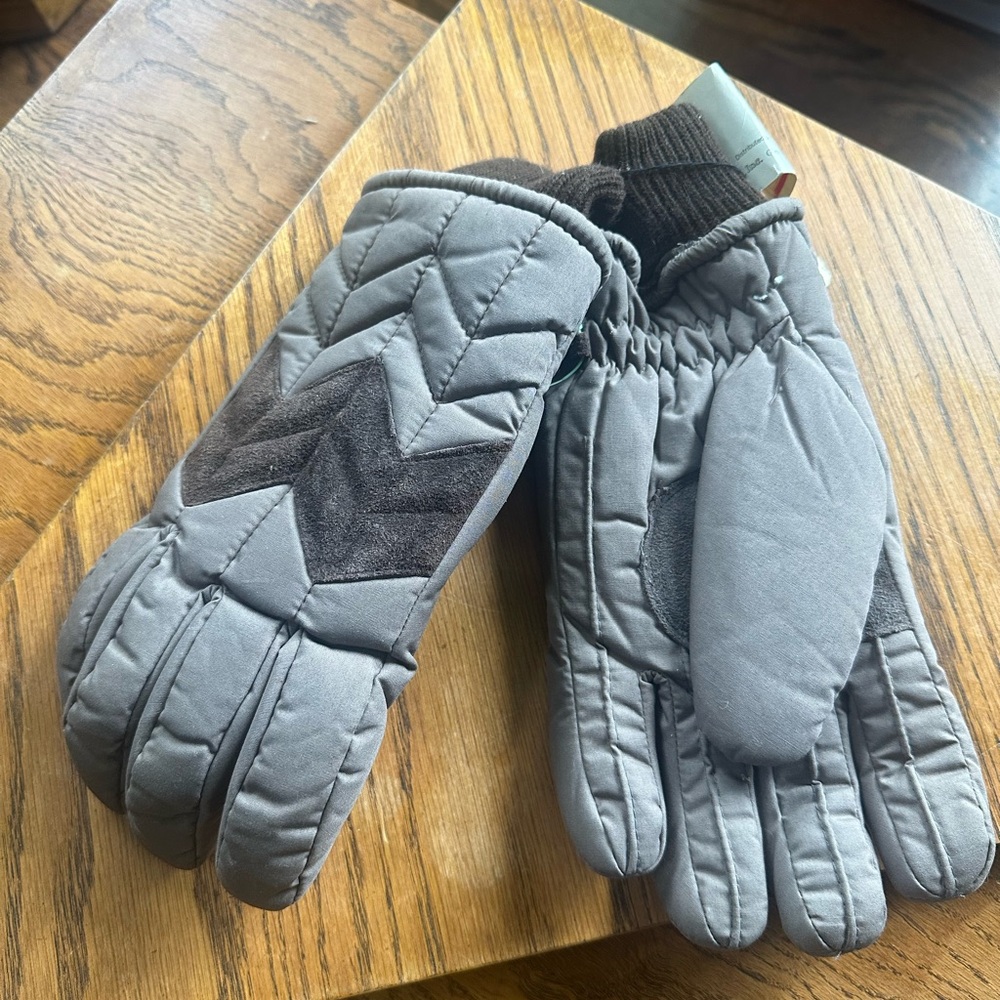 Gray Quilted Men's Gloves
